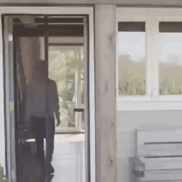 MagniSafe ™️ -Malla Cortina con cierre magnético automático  210 X 100 cm